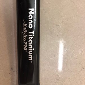 BaBylissPRO Nano Titanium 1” Straightening Iron